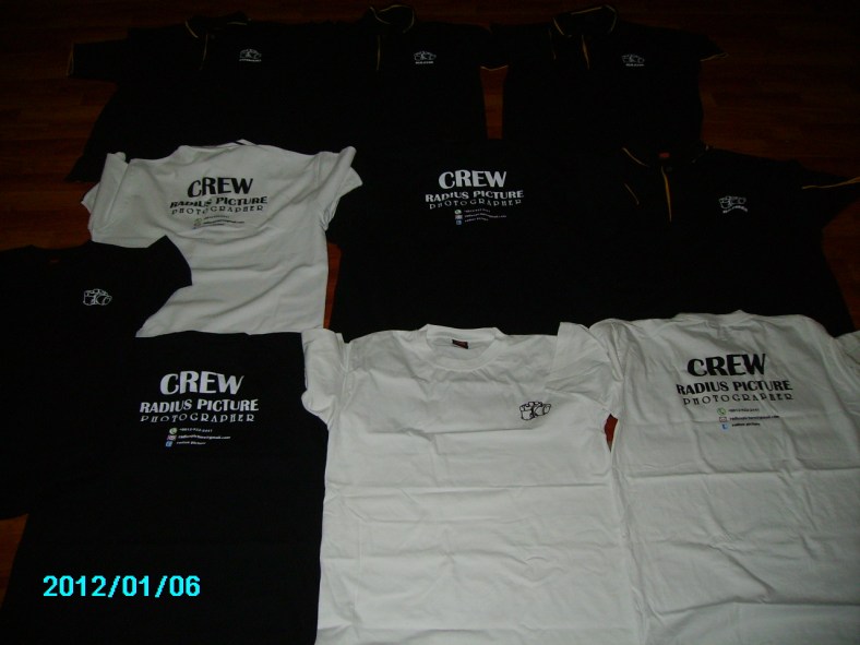 t shirt group