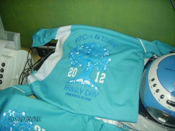 tshirt hari keluarga