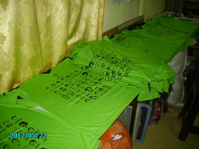 design t shirt kelas