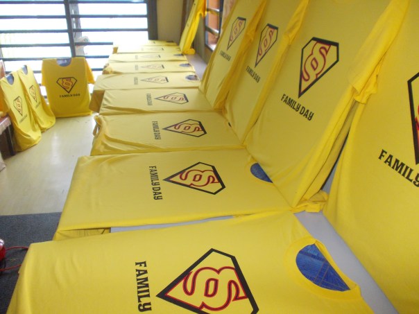 cetak baju family day