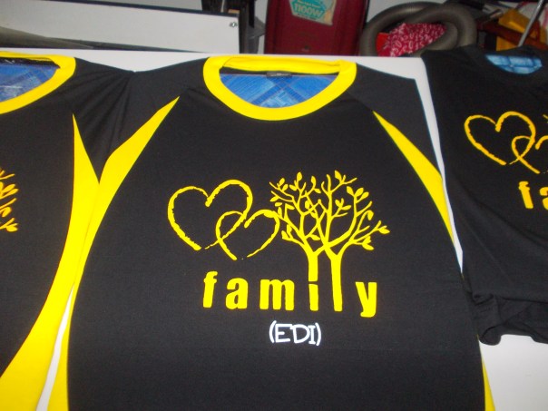 t shirt hari keluarga