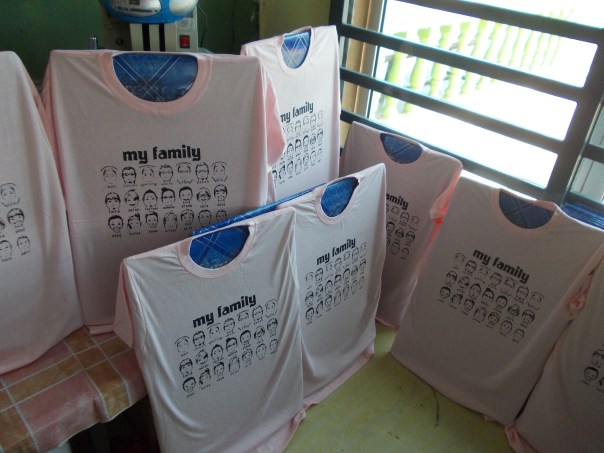cetak baju family day