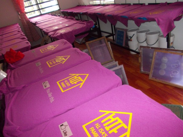 cetak baju family day