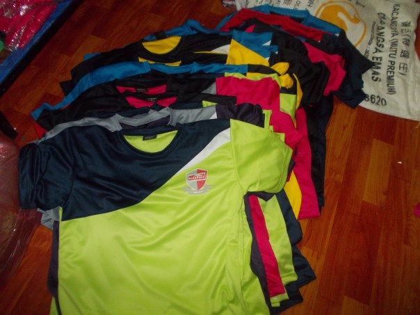 tshirt sukan bola