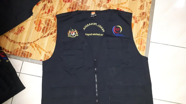 baju-vest-kerajaan
